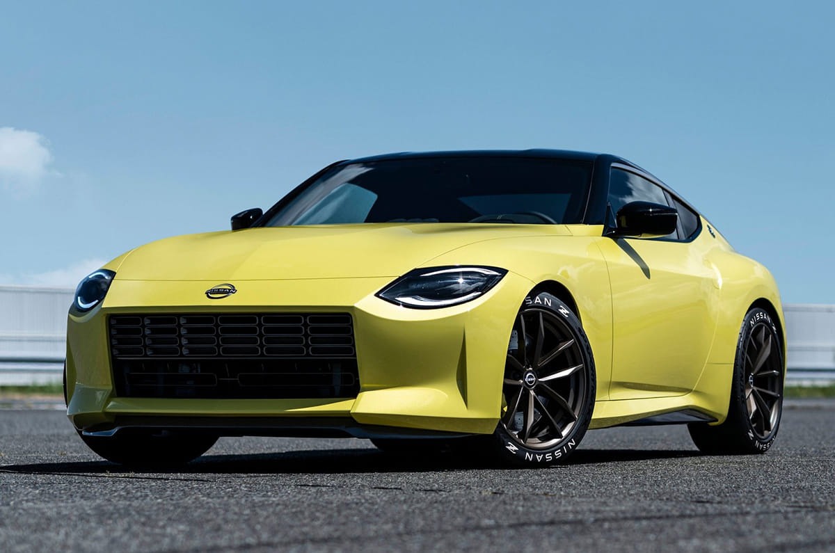 Nissan Z Proto sportscar breaks cover with retro styling