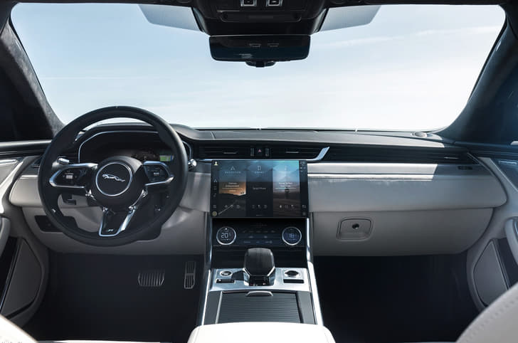 Jaguar XF facelift