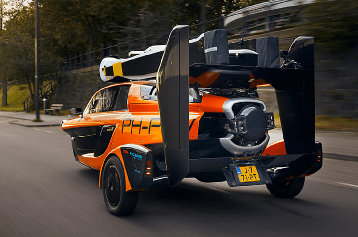 PAL-V Liberty flying car 