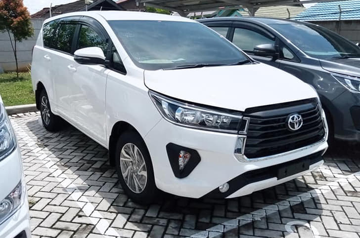 Toyota Innova Crysta facelift