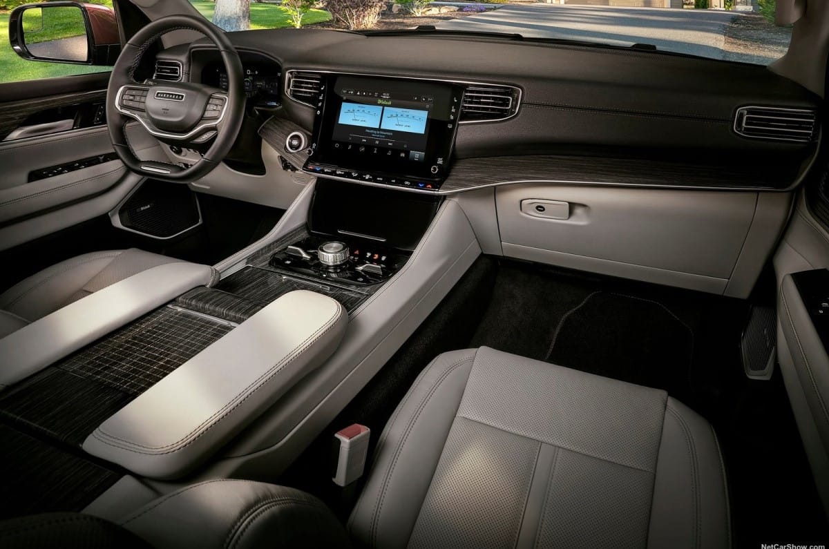 Production-spec Jeep Wagoneer, Grand Wagoneer SUV revealed
