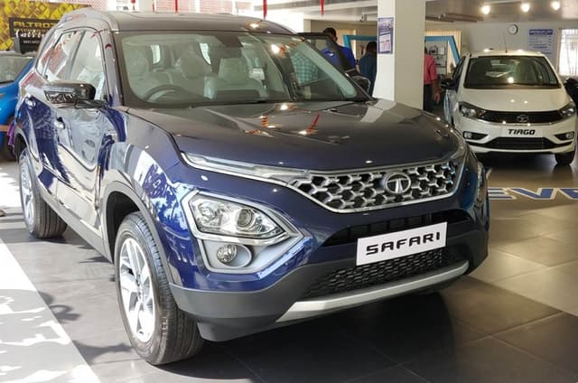 New car, SUV sales end FY2021 on a high note