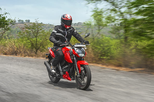 2021 TVS Apache RTR 160 4V review, test ride