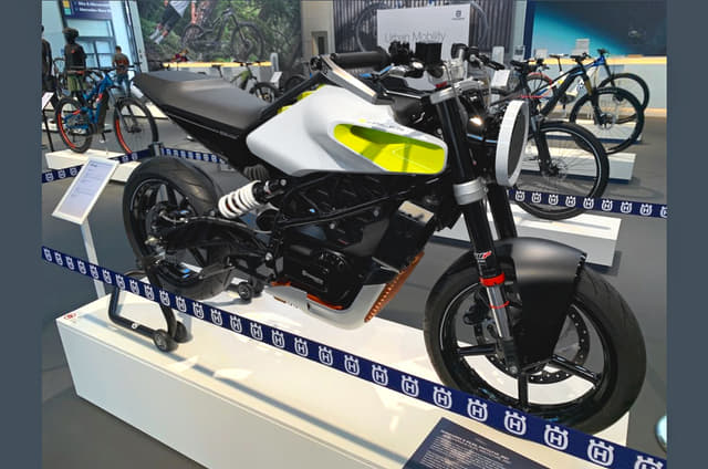 Husqvarna E-Pilen, Vektorr showcased at Munich