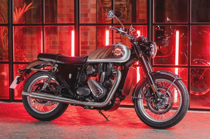 BSA Gold Star 650 illuminated by red lights