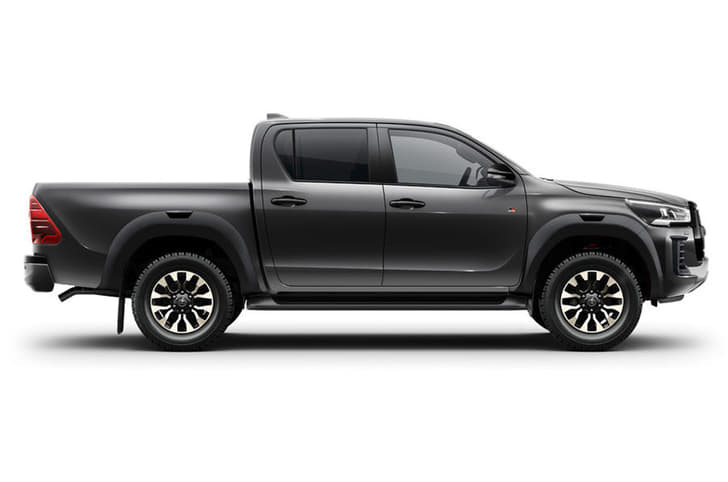 Toyota Hilux side profile