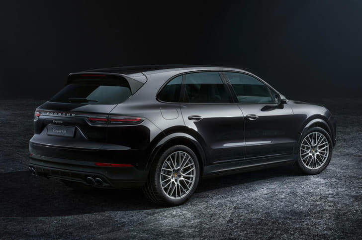 Porsche Cayenne Platinum Edition rear quarter 