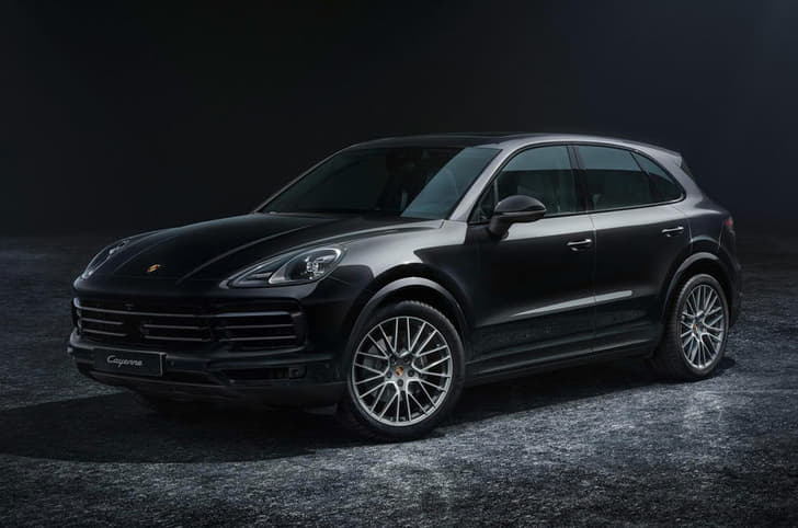 Porsche Cayenne Platinum Edition front quarter 