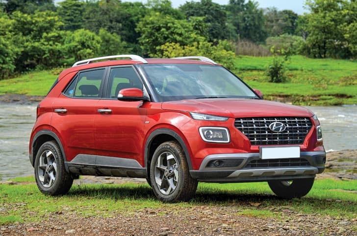 Hyundai Venue front static image