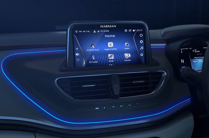 Tata Altroz DCA interior