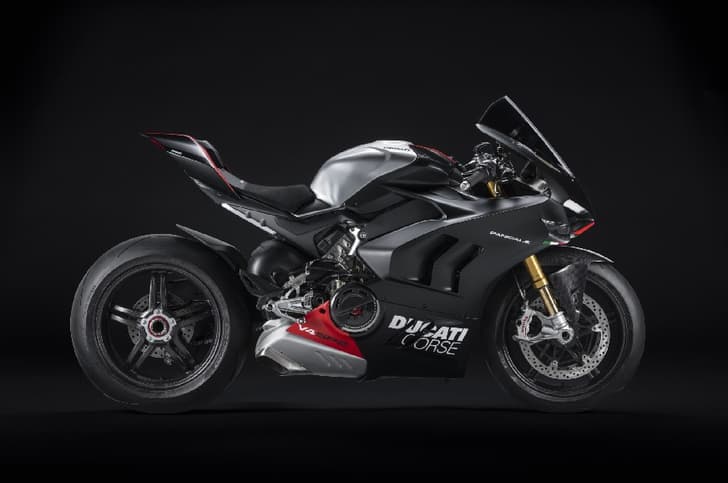 The Panigale V4 SP2 comes in the Ducati winter livery. 