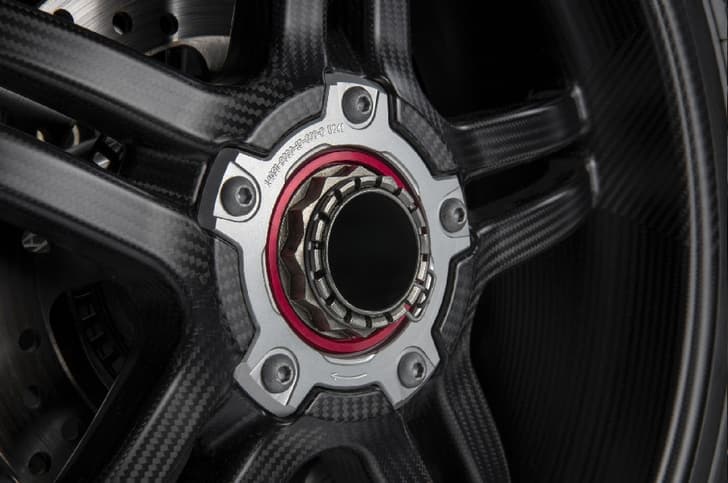 Gets carbon wheels instead of magnesium one's this time around.