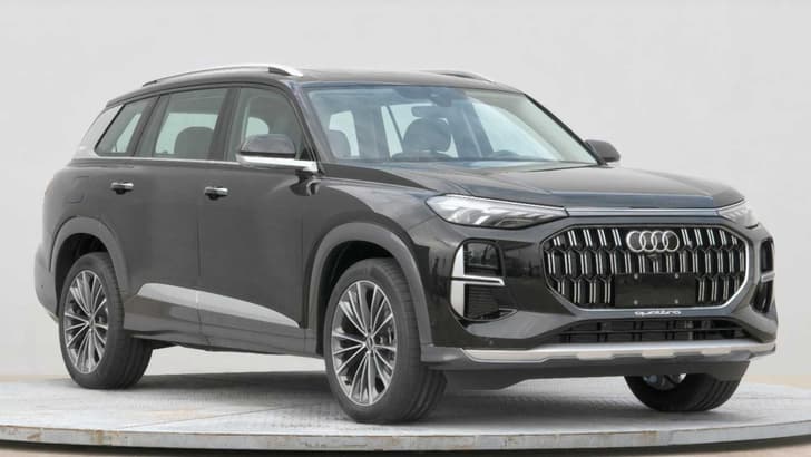 Audi Q6 front quarter spied