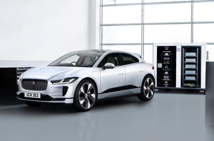 Jaguar I-Pace front static image