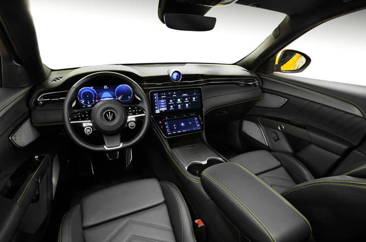Maserati Grecale interior 