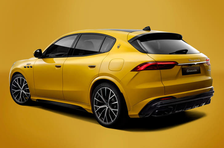 Maserati Grecale rear quarter 