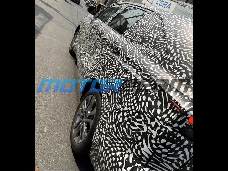 New Toyota Avanza/ Innova rear.