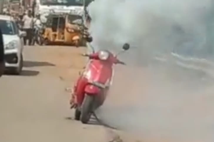 The Pure EV EPluto 7G on fire in Chennai.