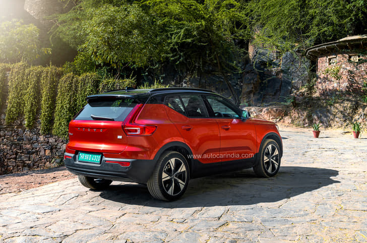 Volvo XC40 Recharge rear quarter 
