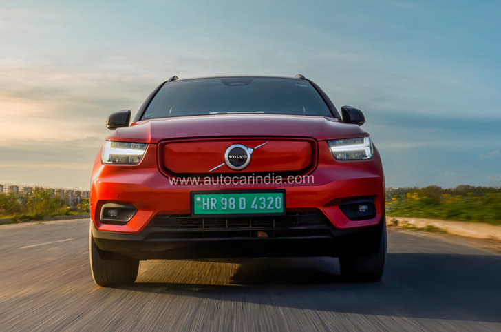 Volvo XC40 Recharge front 