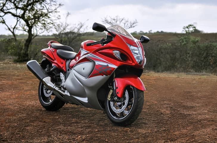 Suzuki Hayabusa front static image