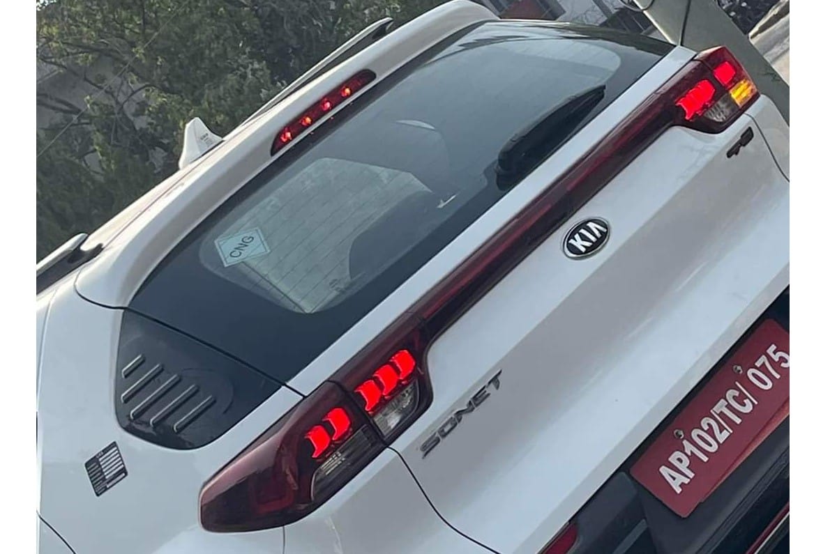 Kia Sonet CNG
