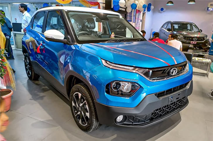 Tata Punch front quarter