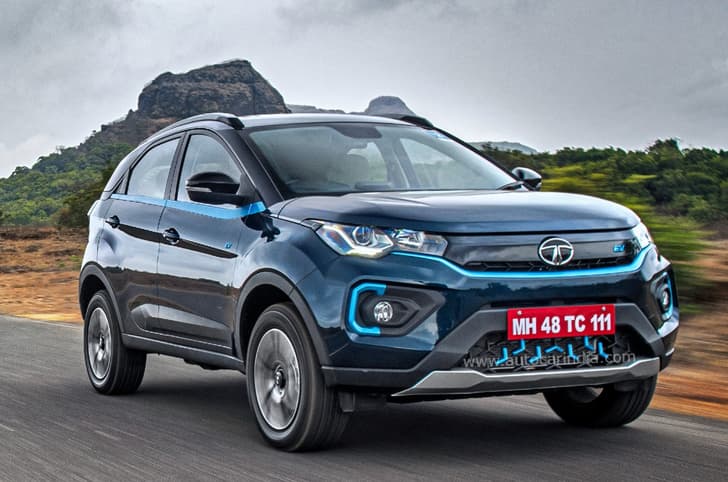 Tata Nexon EV Max front quarter 