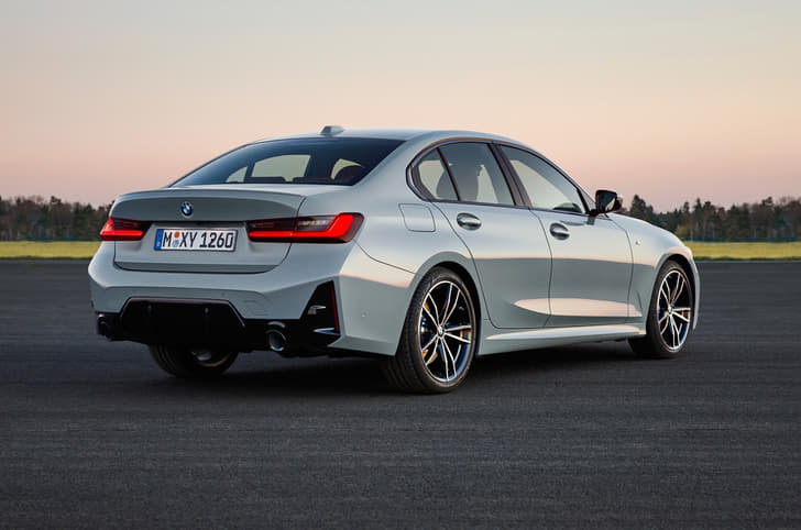 BMW 3 Series facelift rear quarter