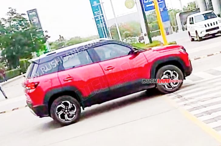 2022 Maruti Brezza side profile