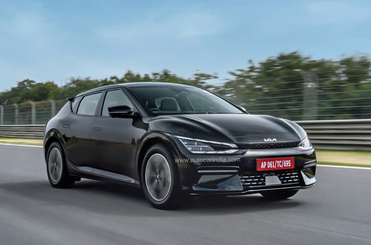 Kia EV6 front quarter 