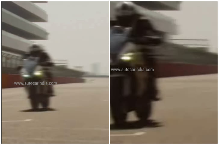 BMW G 310 RR teaser image