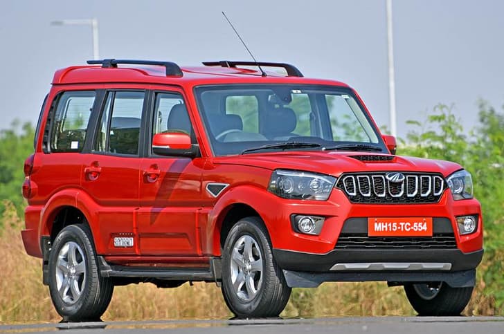 Mahindra Scorpio front quarter