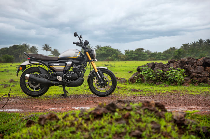 TVS Ronin side profile