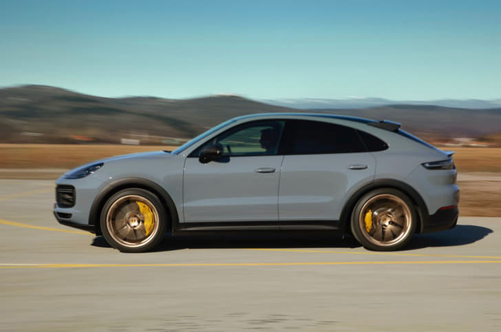 Porsche Cayenne Turbo GT side profile