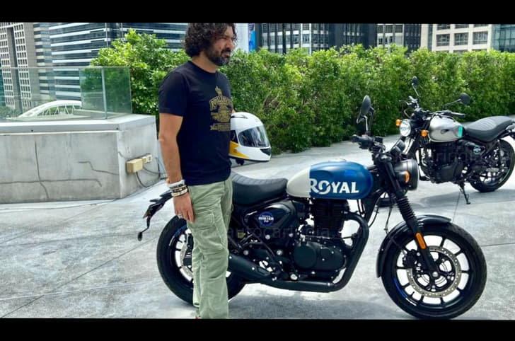 Leaked images of RE Hunter 350 side shot.