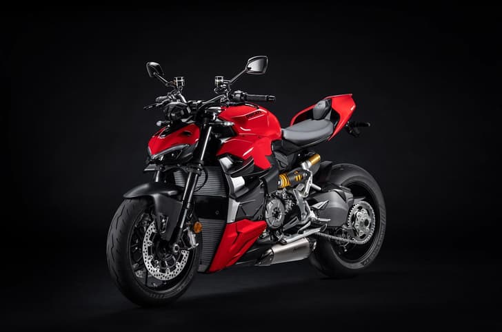 Ducati Streetfighter V2