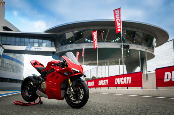 Panigale V4S front three-quarters static shot.