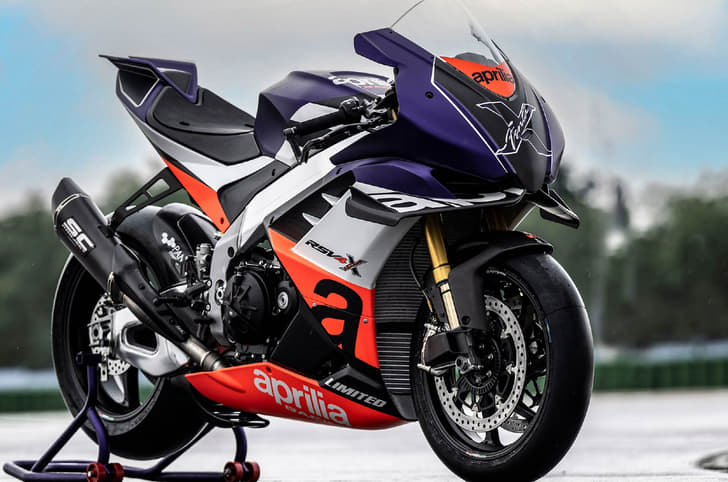 230hp Aprilia RSV4 XTrenta superbike unveiled