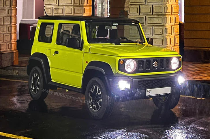 Suzuki Jimny front quarter.