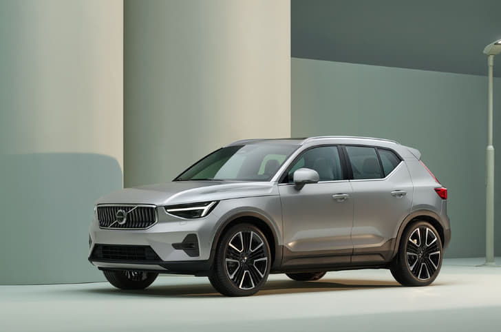 Volvo XC40 front