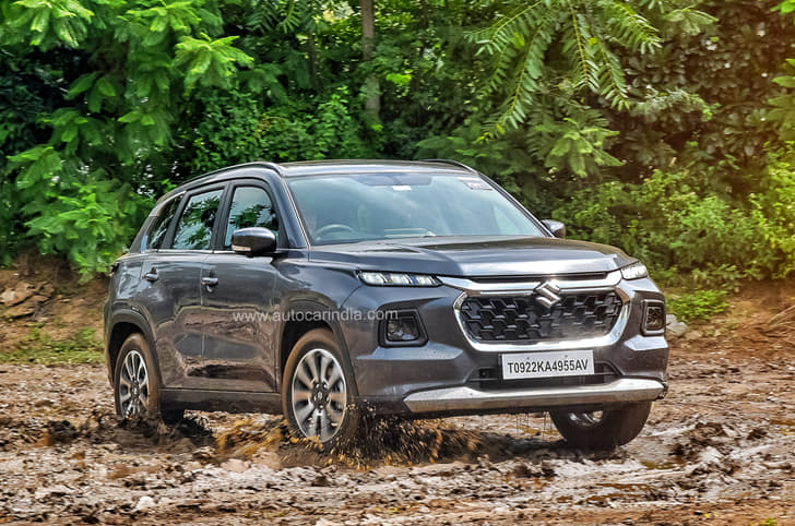 Maruti Grand Vitara off-roading