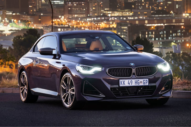 BWM M240i front quarter
