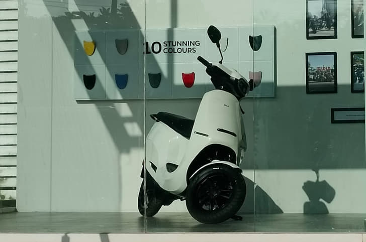 Ola showroom image