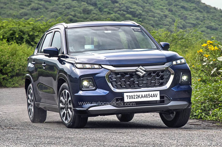 Maruti Suzuki Grand Vitara front right quarter