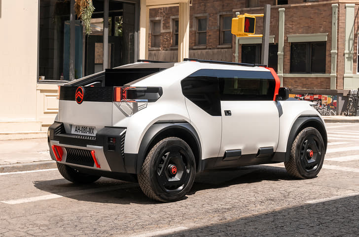 Citroen Oli rear quarter