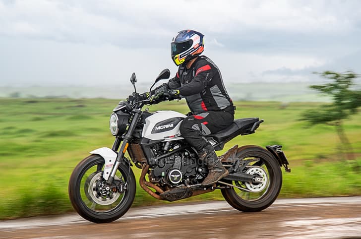 Moto Morini Seiemmezzo Scrambler and Retro Street review.