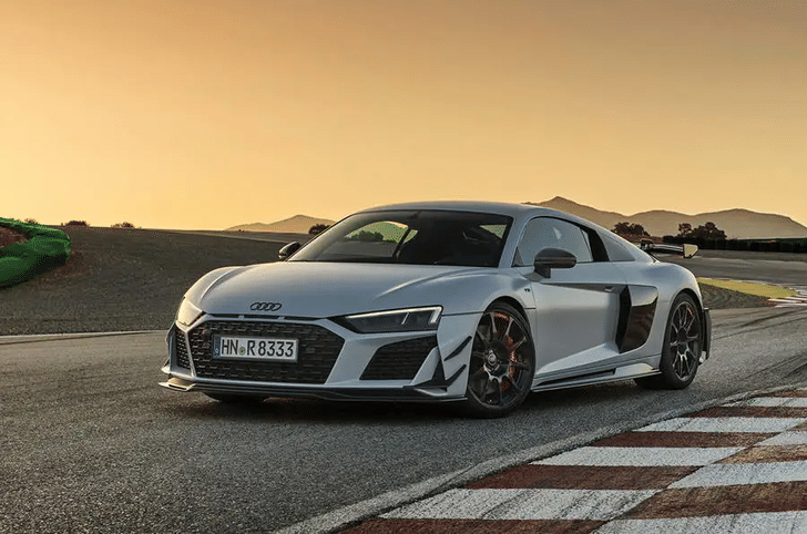 Audi R8 front quarter