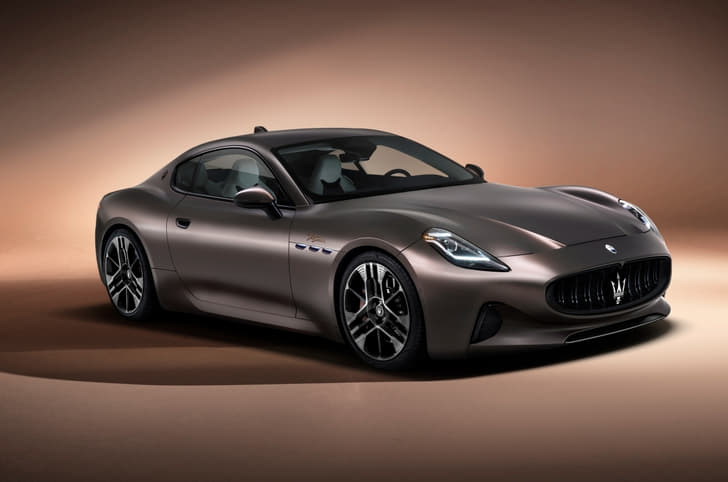 Maserati Granturismo Folgore front quarter 