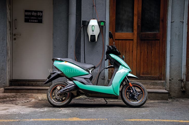Electric scooter, bike sales September 2022. 